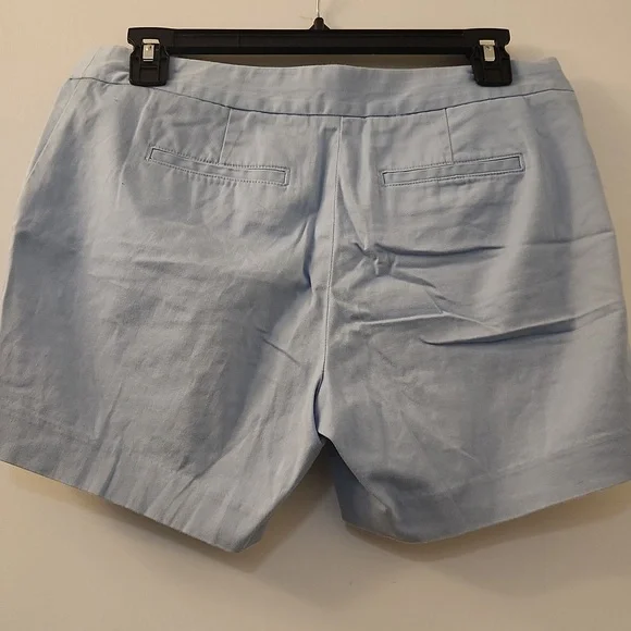 Brooks Brothers Blue Shorts. Size 4 - Picture 2 of 4